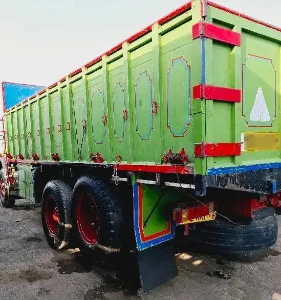 اوتاق ده چرخ تمیز درجه1|خودرو سنگین|اهواز, فولاد|دیوار