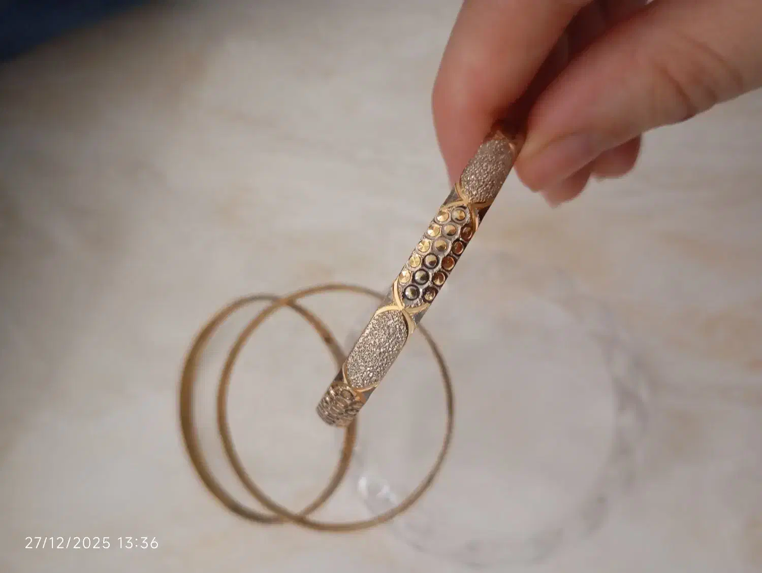 النگوطلا|جواهرات|قدس, شهر‌قدس|دیوار