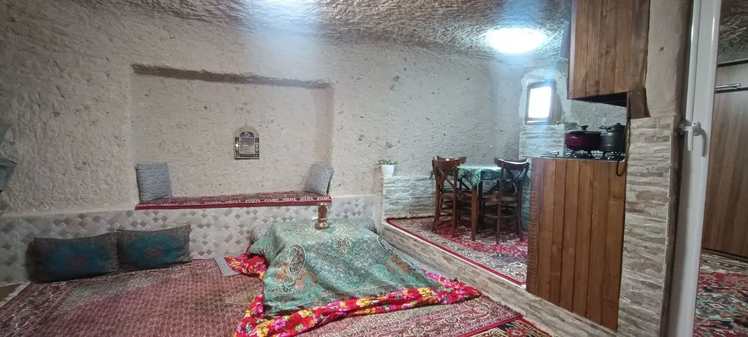 سویت صخره ای کندوان|اجارهٔ کوتاه‌مدت آپارتمان و سوئیت|سهند, |دیوار