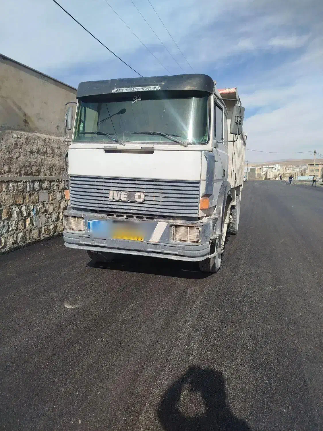 ایویکو ۳۳۰|خودرو سنگین|الیگودرز, |دیوار