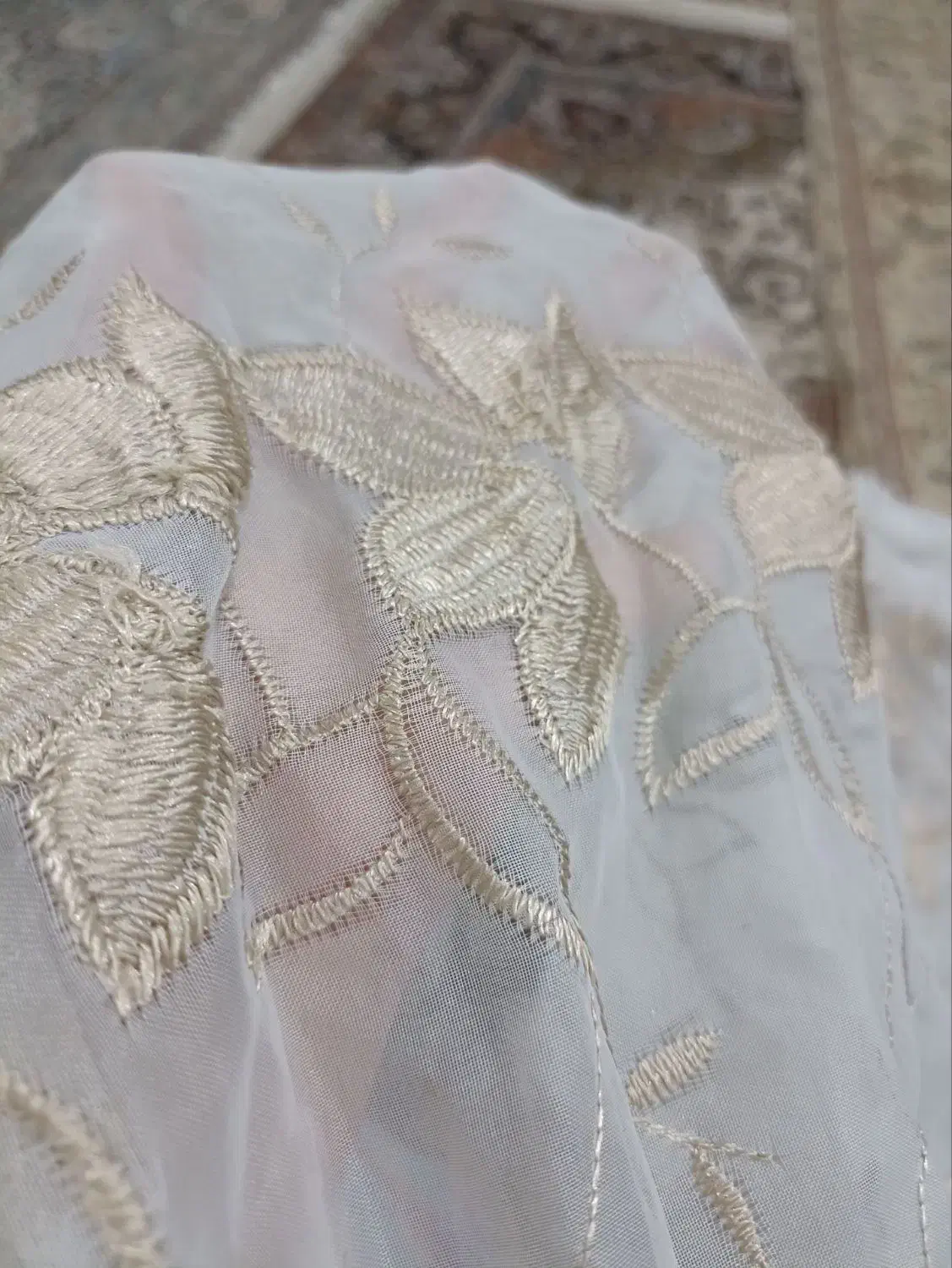 پرده خامه دوزی شیک و تمیز|پرده، رانر، رومیزی|رودسر, |دیوار