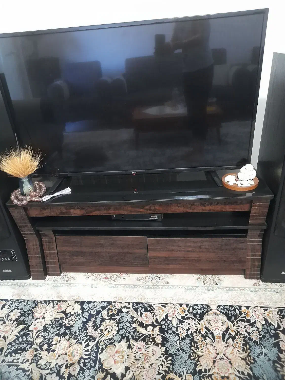 میز ال ای دی|میز تلویزیون|رشت, کوی مهر|دیوار