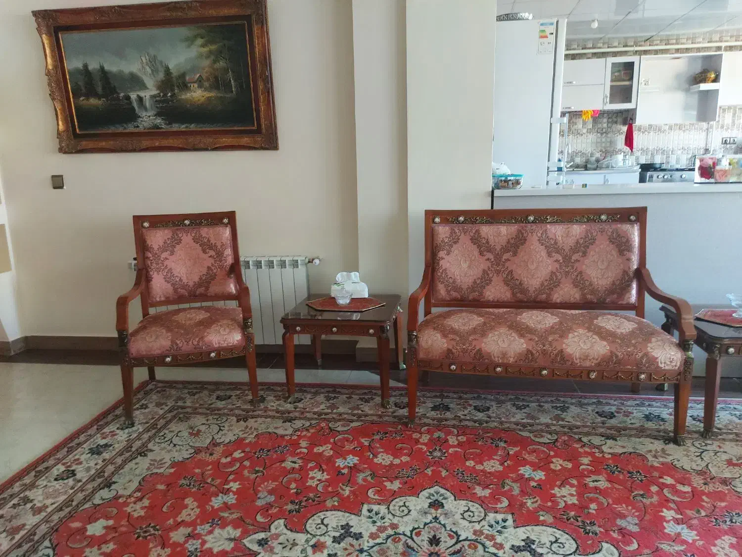 مبلمان سلطنتی زیبا|مبلمان خانگی و میز عسلی|قروه, |دیوار