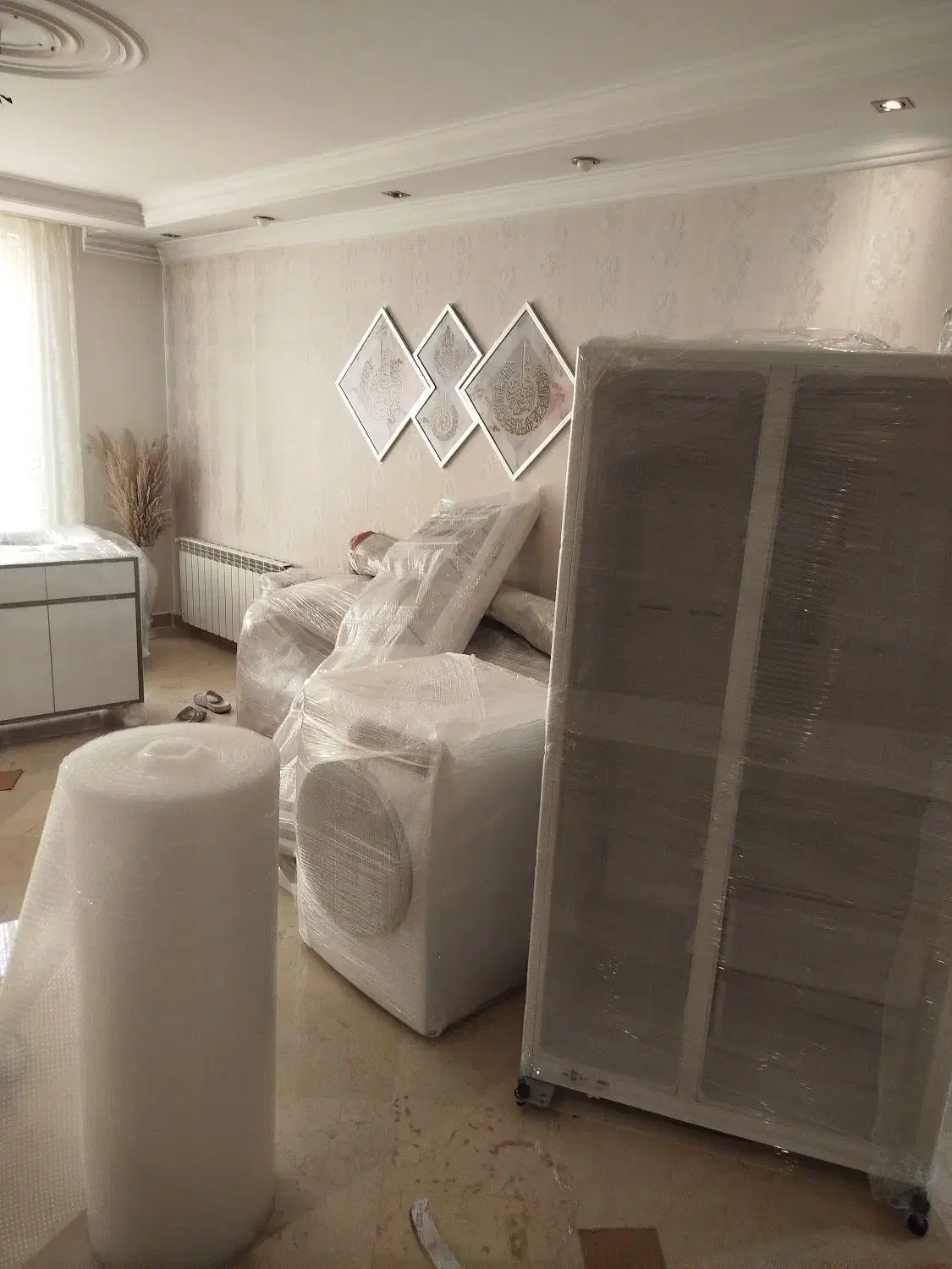 خدمات بسته بندی *ظرافت بار سنندج *باربری حمل بار|خدمات حمل و نقل|سنندج, |دیوار