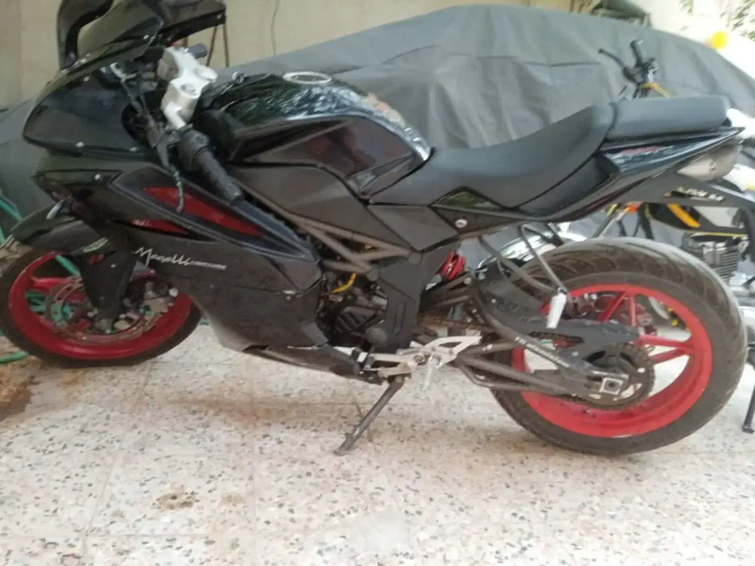 مگلی250R|موتورسیکلت|نجف‌آباد, امیرآباد|دیوار