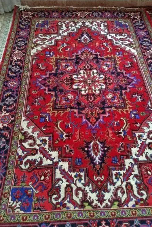 فرش دست باف تازه بریده شده ازدار|فرش|باسمنج, |دیوار