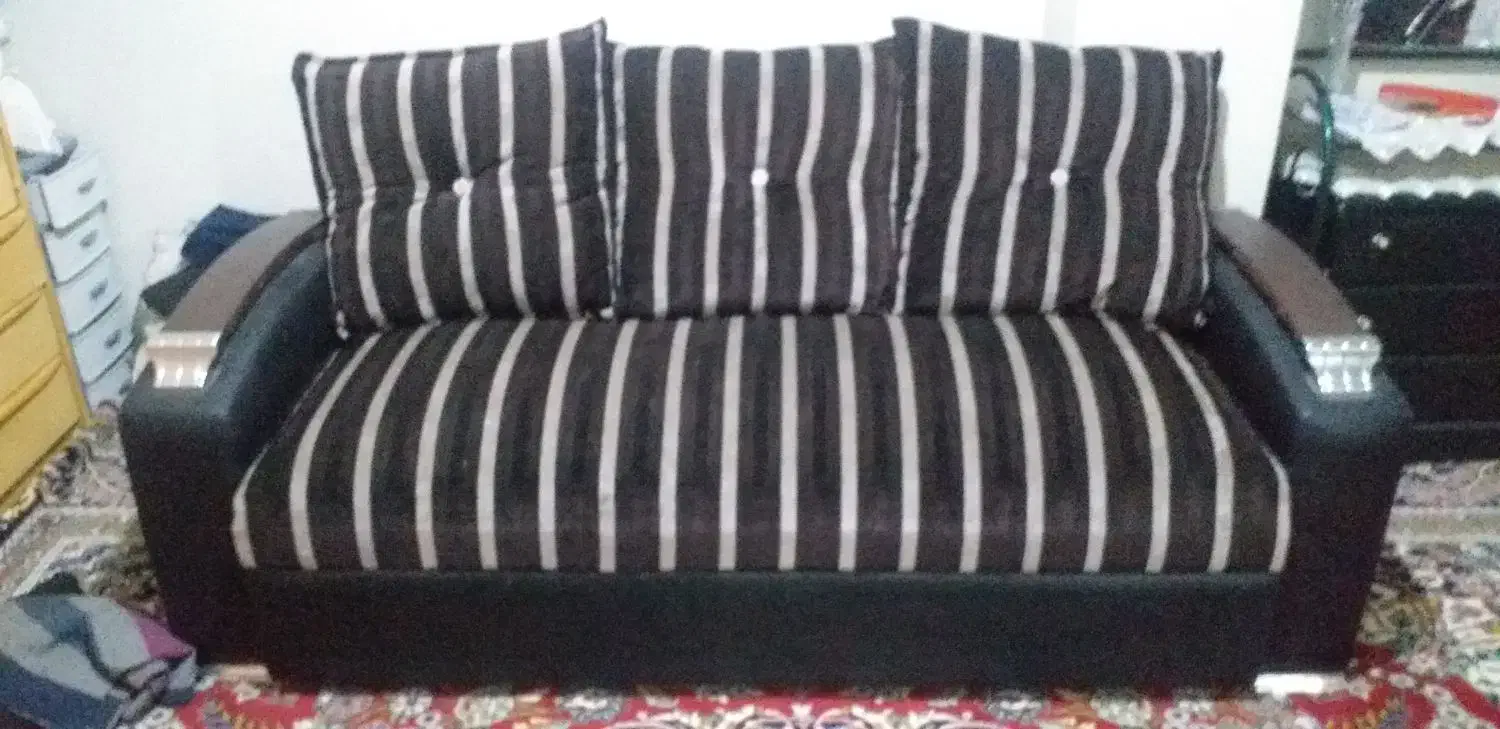 مبل ۷نفره سلطنتی و۶نفره راحتی|مبلمان خانگی و میز عسلی|فردیس, فرامرزیه|دیوار