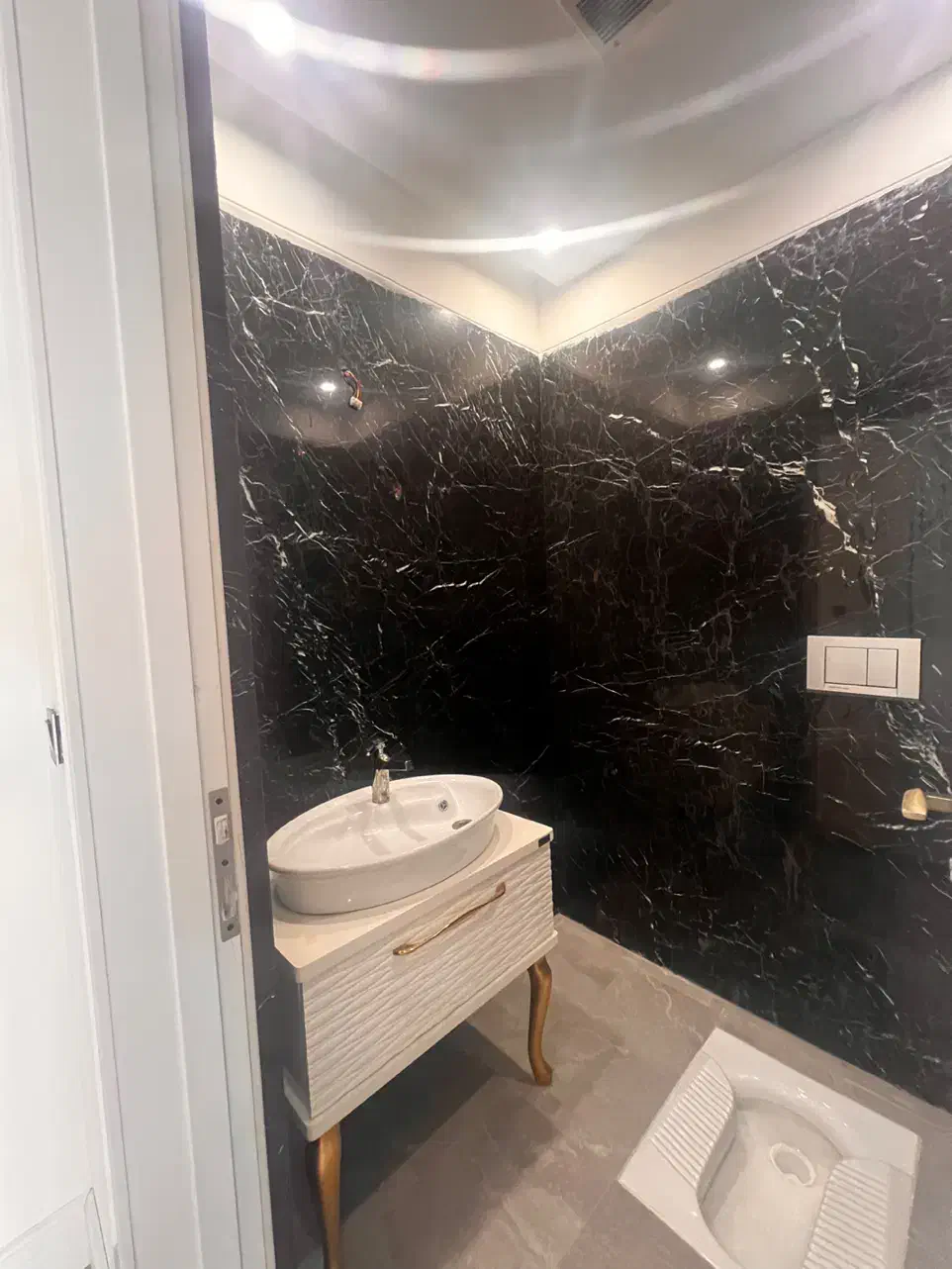 ۱۰۰ متری دروس