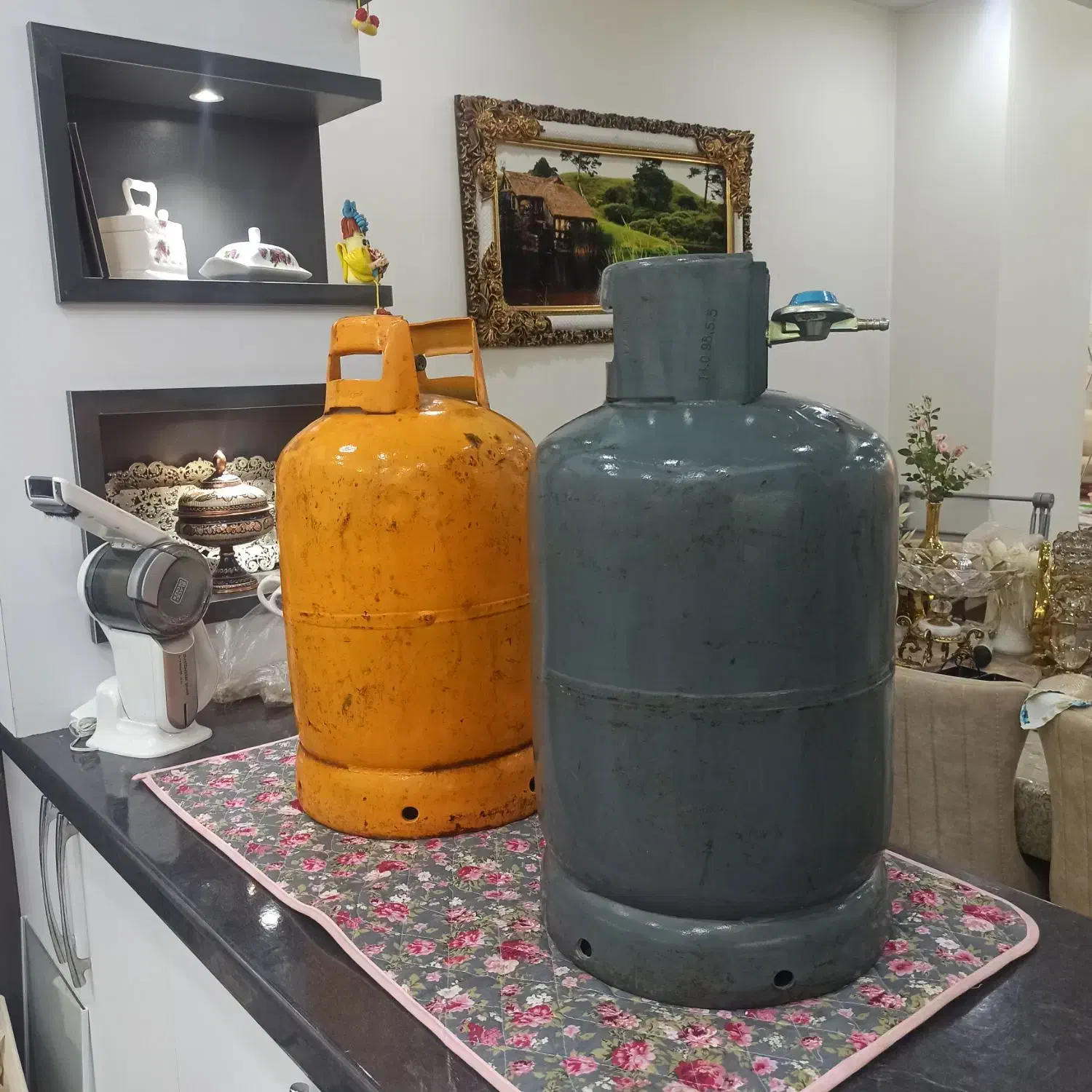 2عدد کپسول سالم و تمیز|اجاق گاز و لوازم برقی پختوپز|محمدشهر, محمدشهر|دیوار