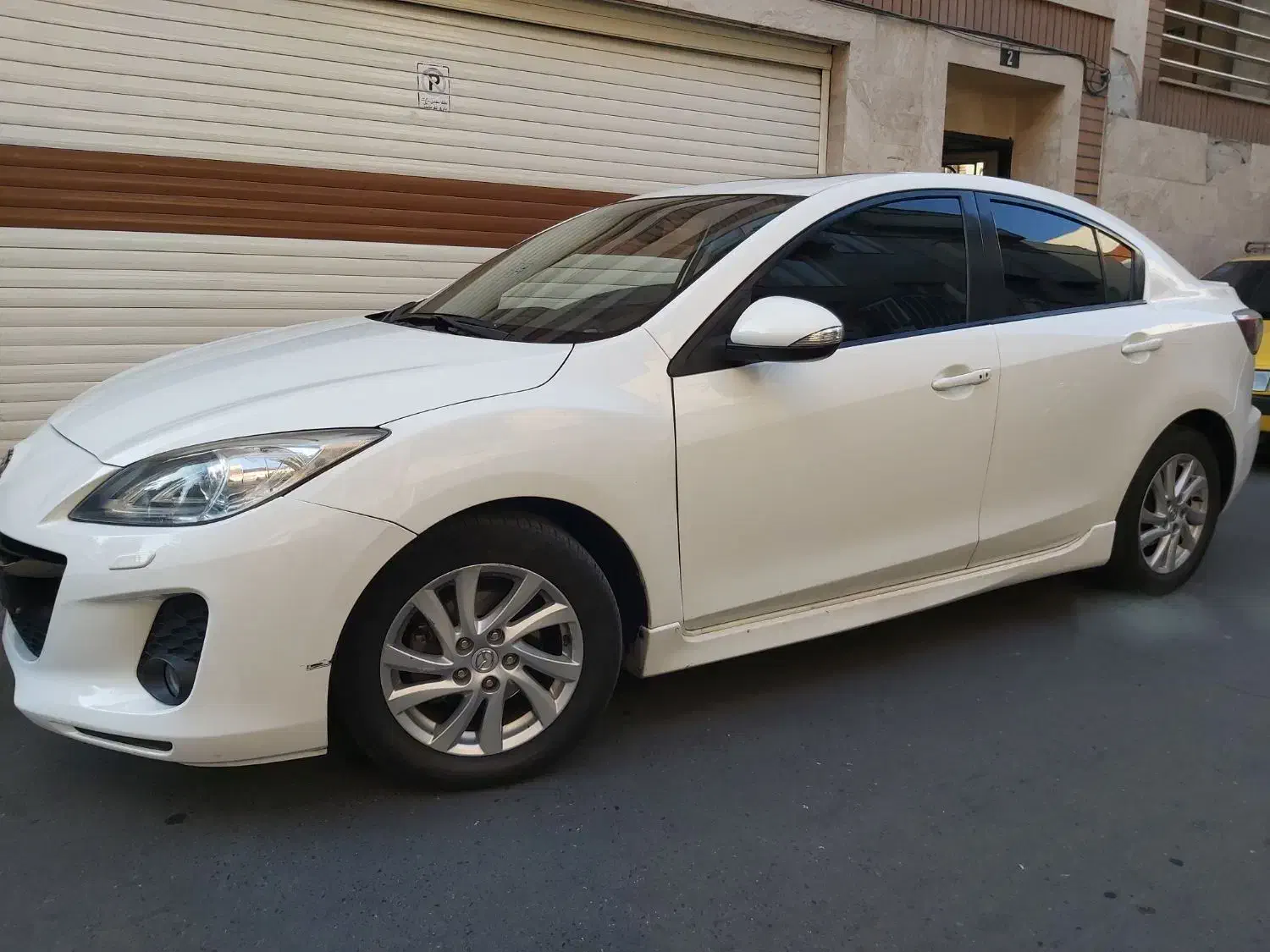 مزدا نیو مدل۹۶|خودرو سواری و وانت|تهران, سازمان برنامه شمالی|دیوار