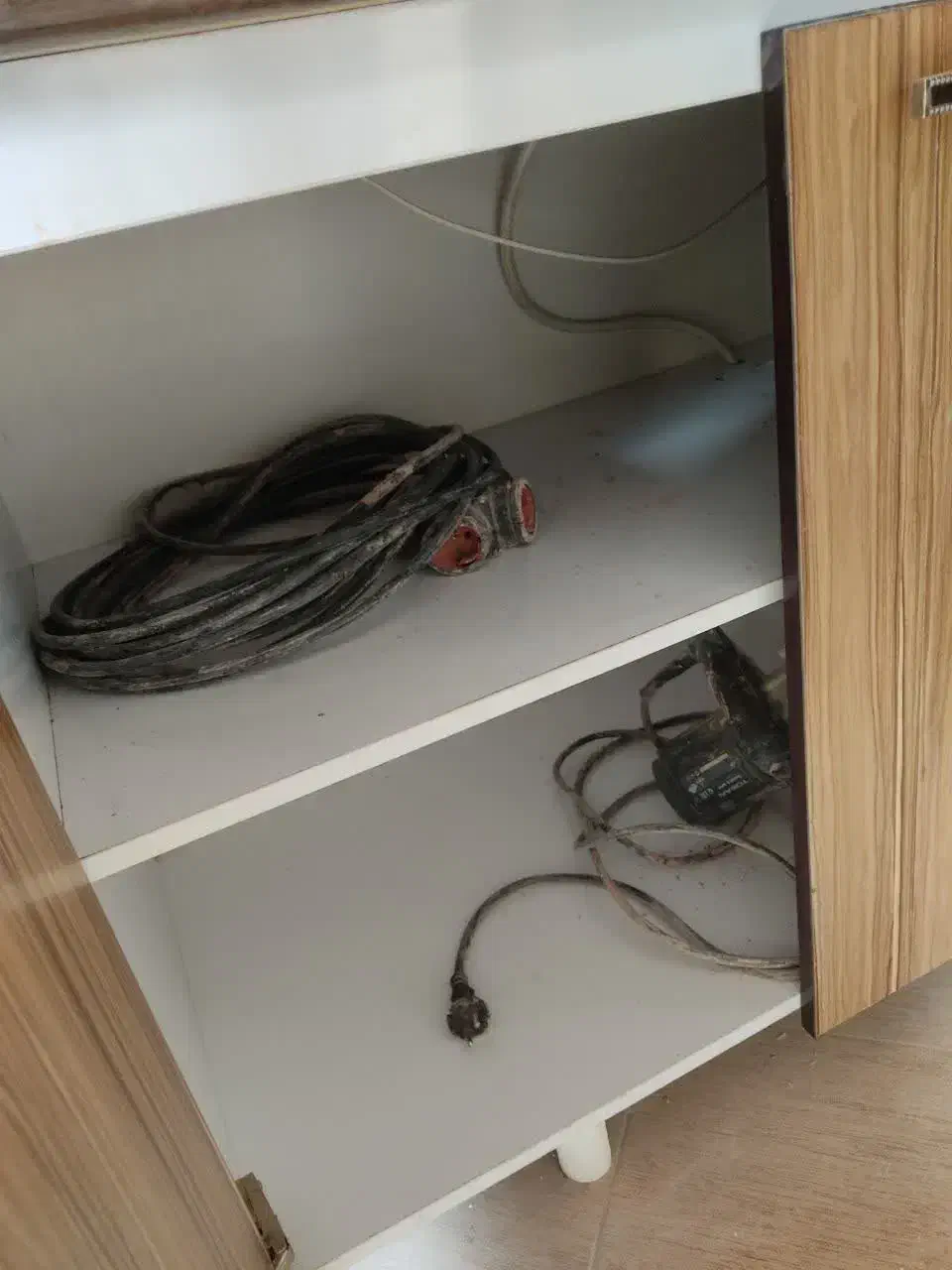 کابینت همراه هود و سینک دو لگن|آب‌چکان و نظم‌دهنده ظروف|لاهیجان, گلستان|دیوار