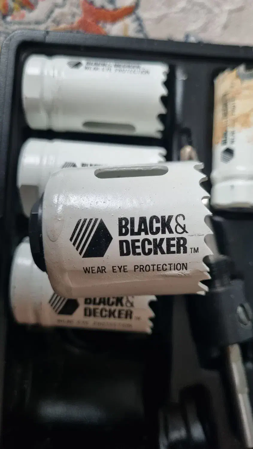 ست ۵ عددی مته گرد بر بلک اند دکر آمریکای|ابزارآلات|پرند, فاز ۲|دیوار