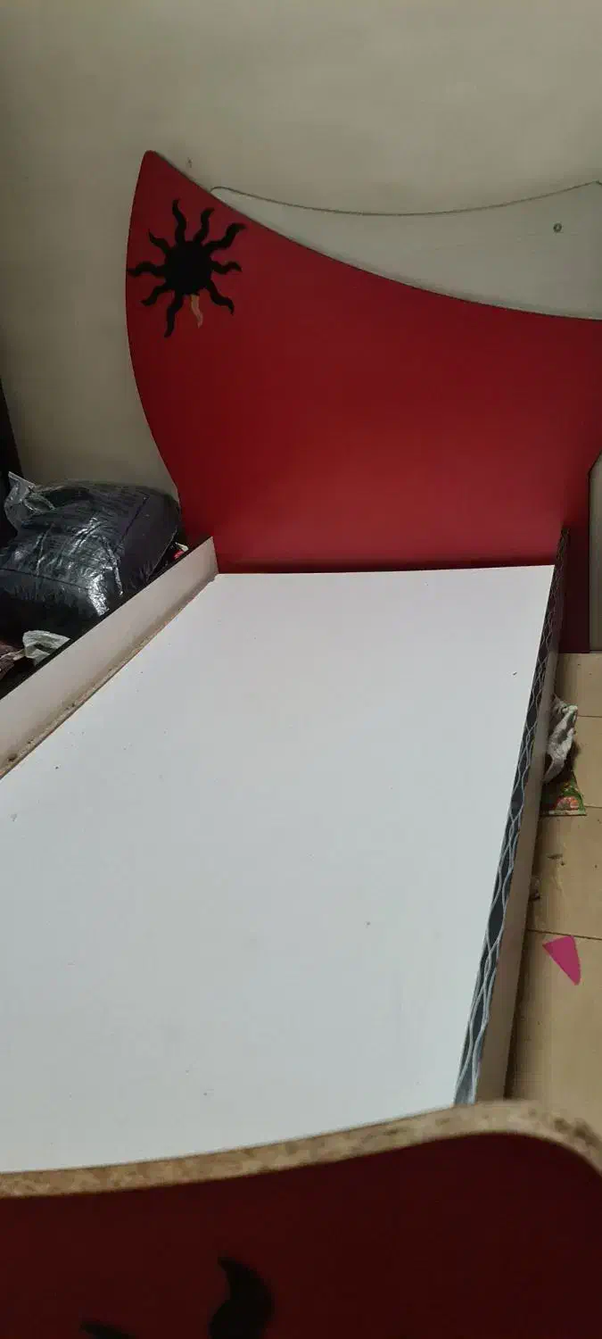 تخت خواب نوجوان|تخت و سرویس خواب|اصفهان, حسینآباد|دیوار