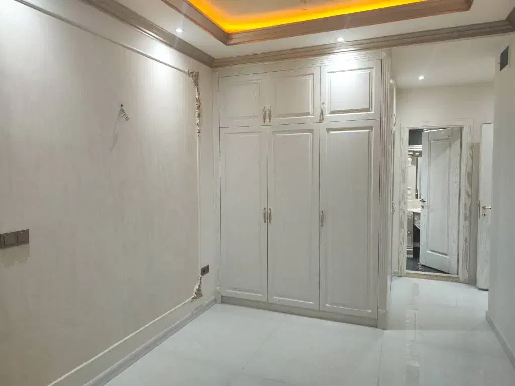 سهروردی شمالی / ۱۹۰ متر ۳ خواب مستر / ۲ پارکینگ