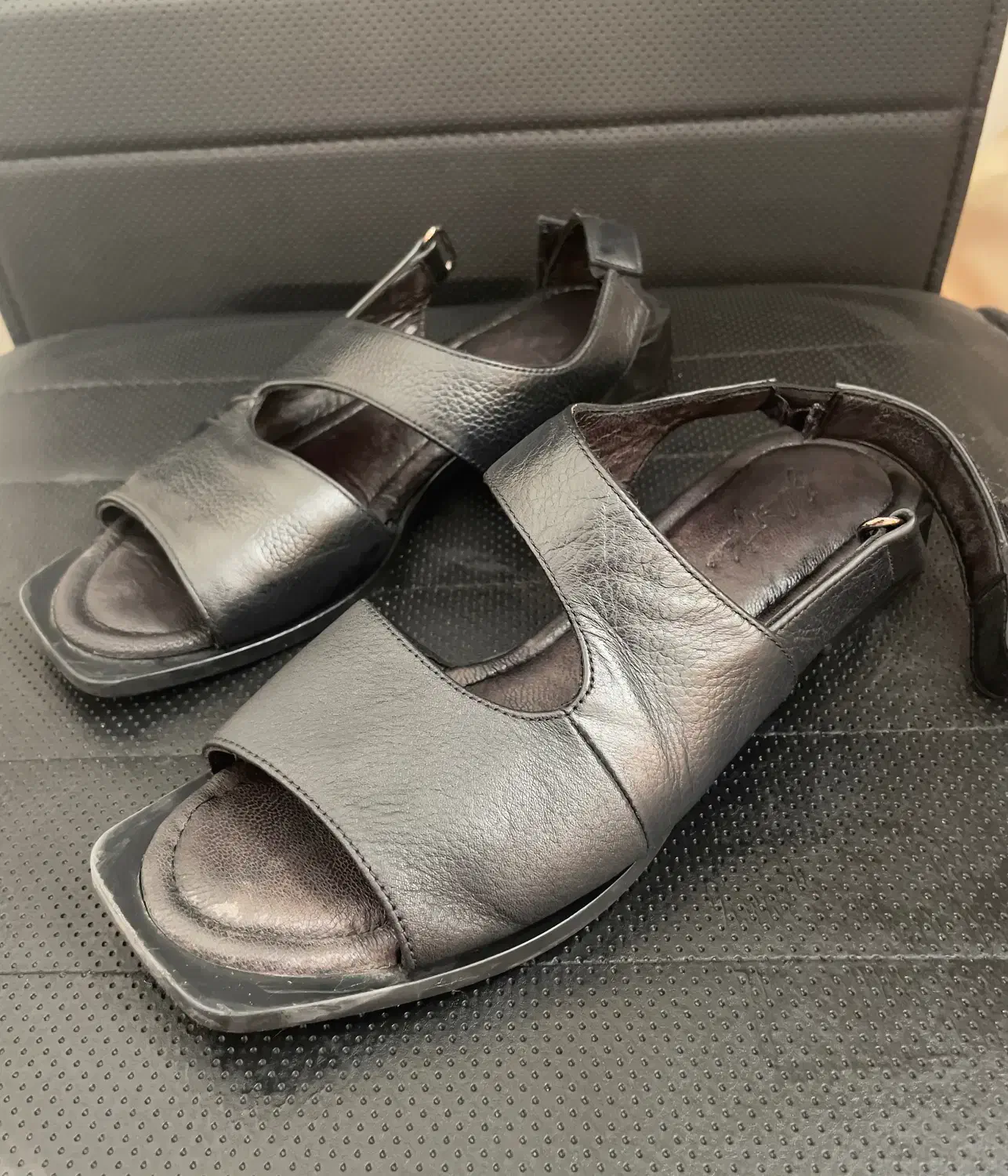 صندل زنانه چرم با زیره طبی|کیف، کفش، کمربند|رودهن, |دیوار