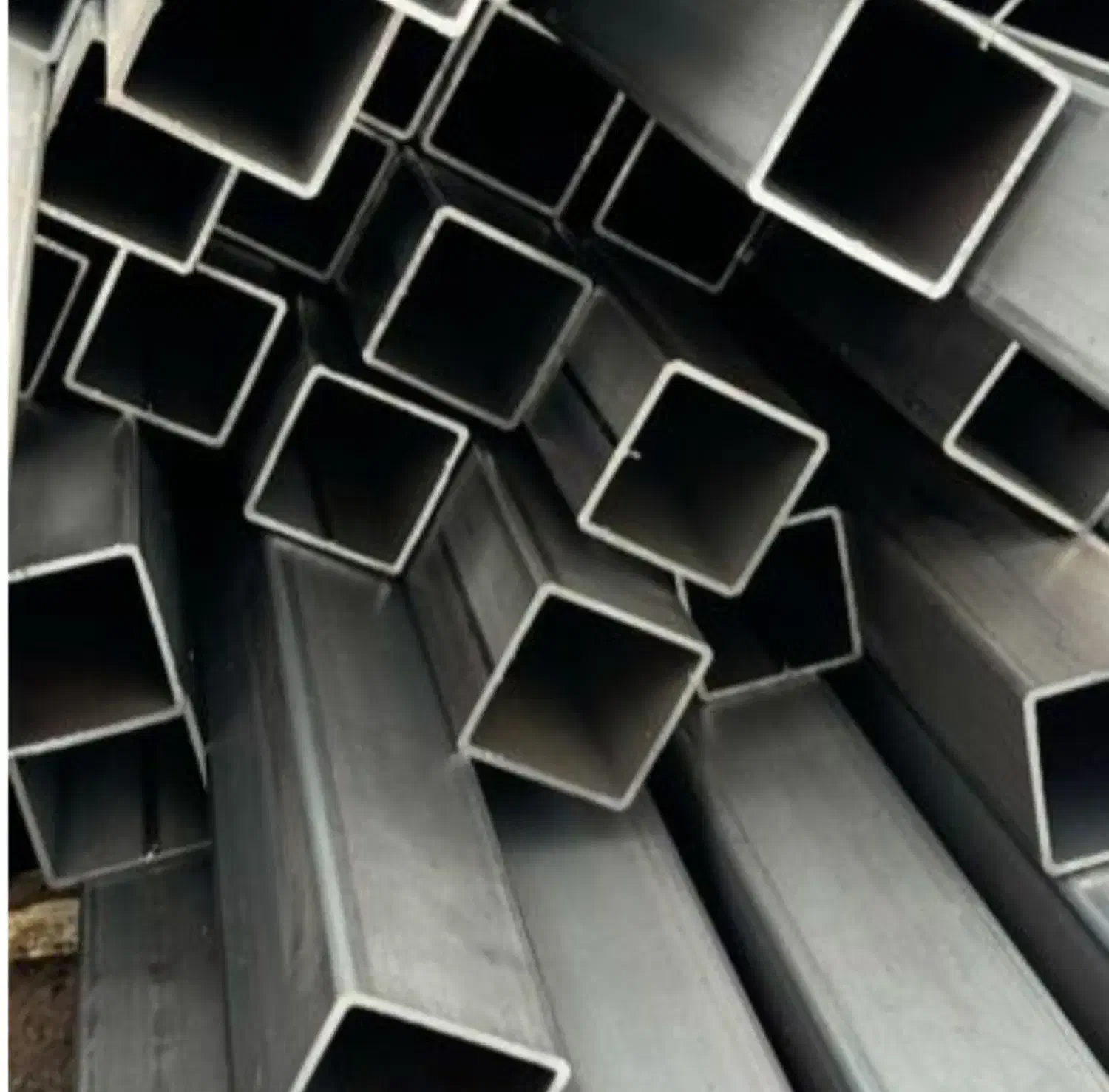 فروش انواع تیرآهن میلگرد نبشی شیروانی درب و پنجره|مصالح و تجهیزات ساختمان|قم, خداکرم|دیوار