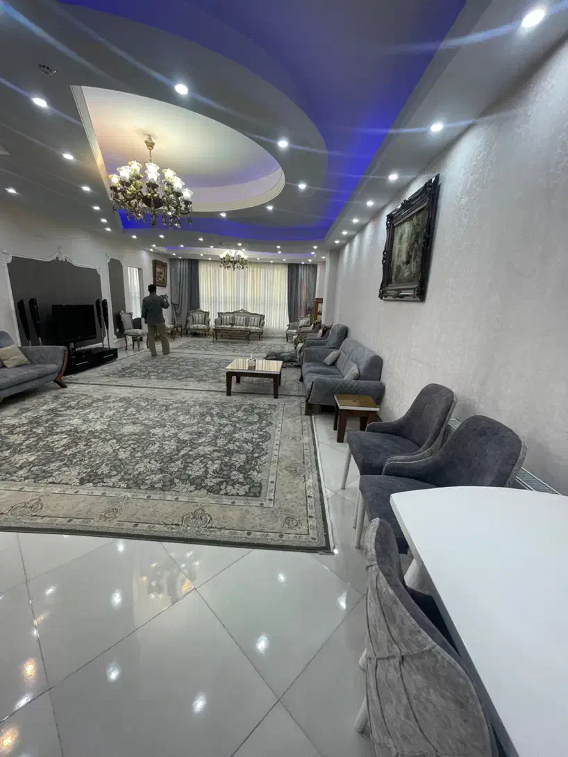 ۱۴۰ متر ویلایی / دو طبقه و نیم/گذر ۱۰ متری|فروش خانه و ویلا|ری, حمزه‌آباد|دیوار