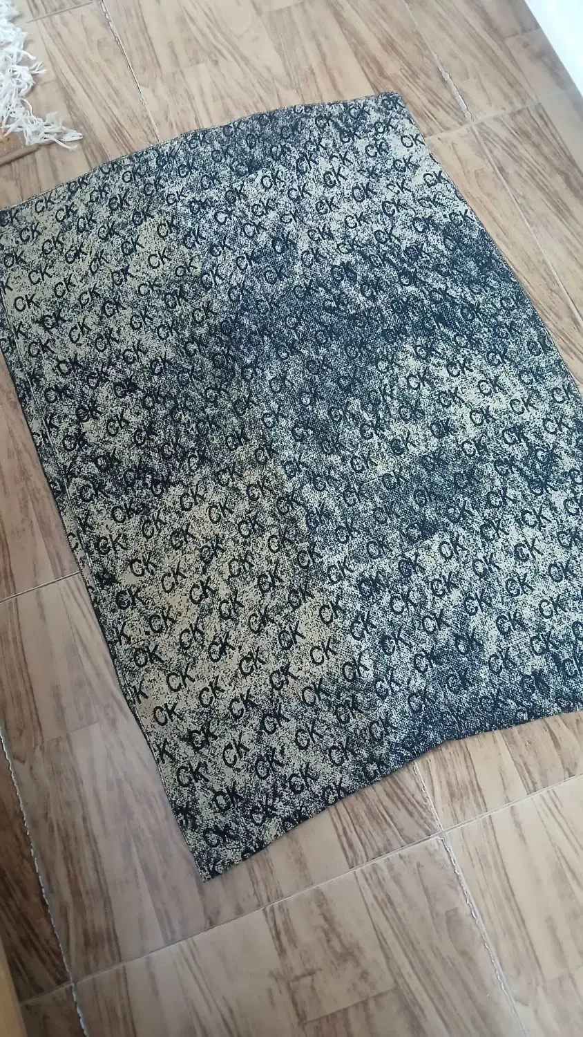 شال|لباس|قم, پردیسان|دیوار