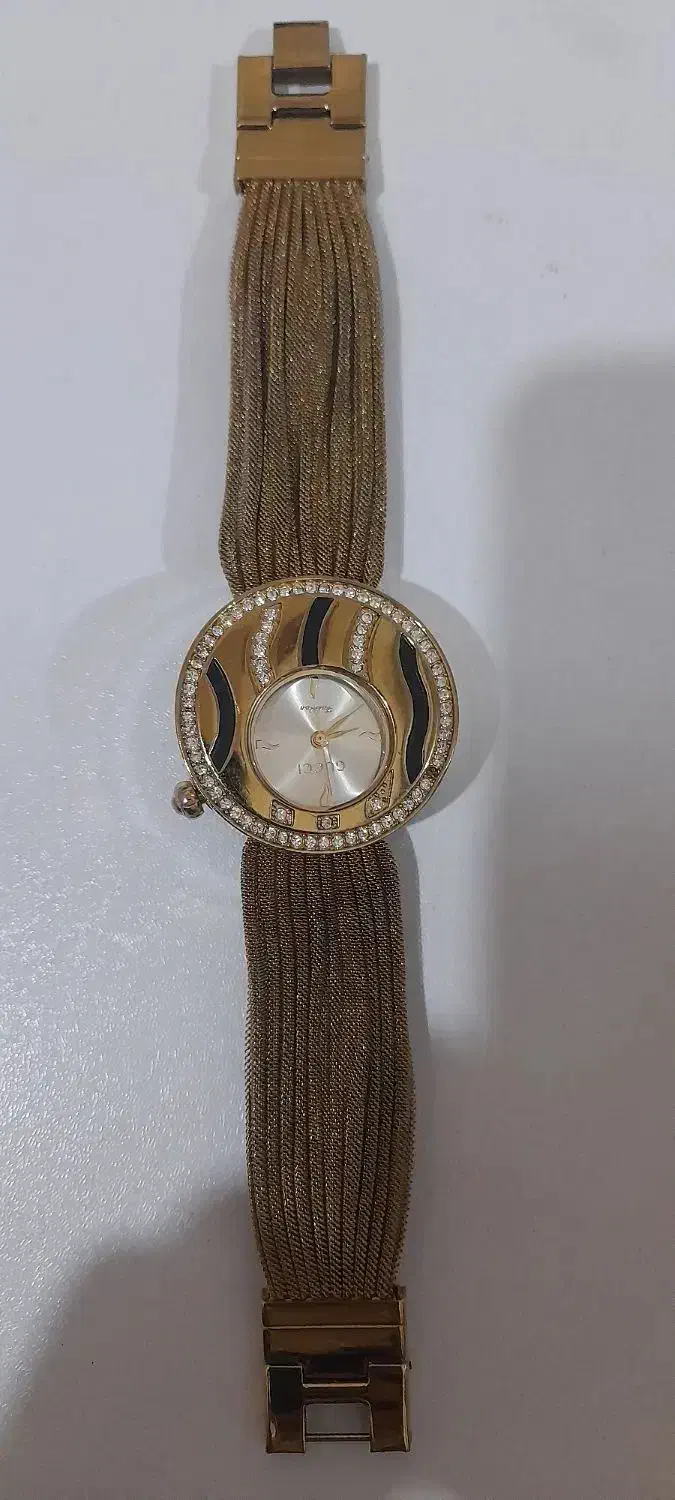 ساعت دیواری و مچی بفروش میرسد|ساعت دیواری و تزئینی|کرمان, |دیوار