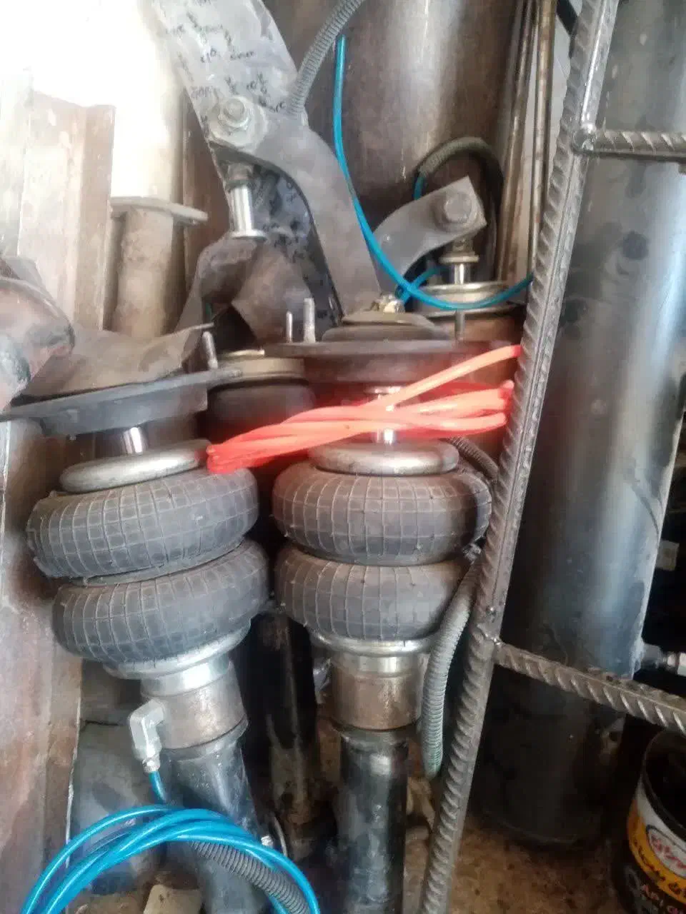 پنوماتیک پژو|قطعات یدکی و لوازم جانبی|کاشمر, |دیوار