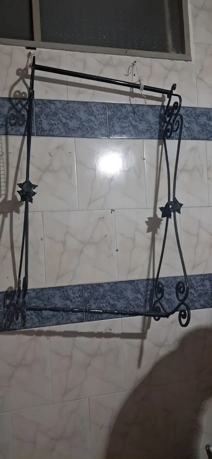 جالباسی|بندرخت و رخت‌آویز|گرگان, |دیوار