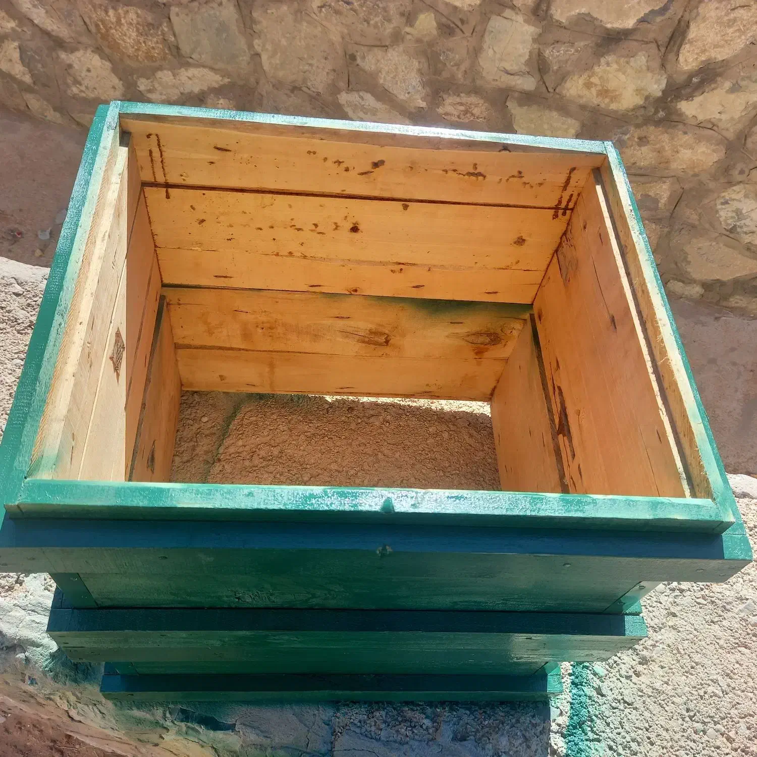 طبق و جعبه|ابزارآلات|اسفراین, |دیوار