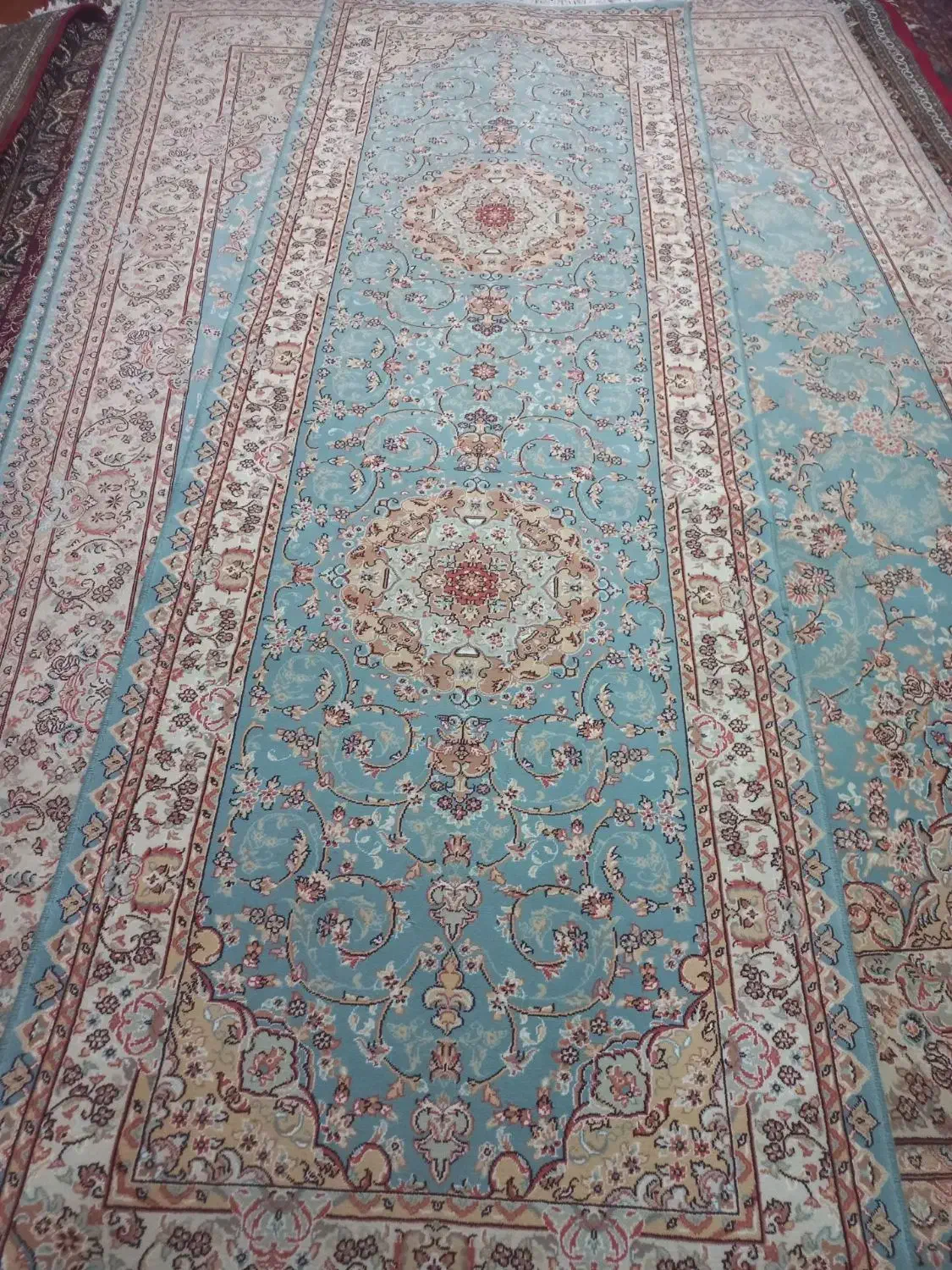 دوعدد۶ متری و یک کناره ۱در ۳ ۷۰۰شانه|فرش|قیدار, |دیوار