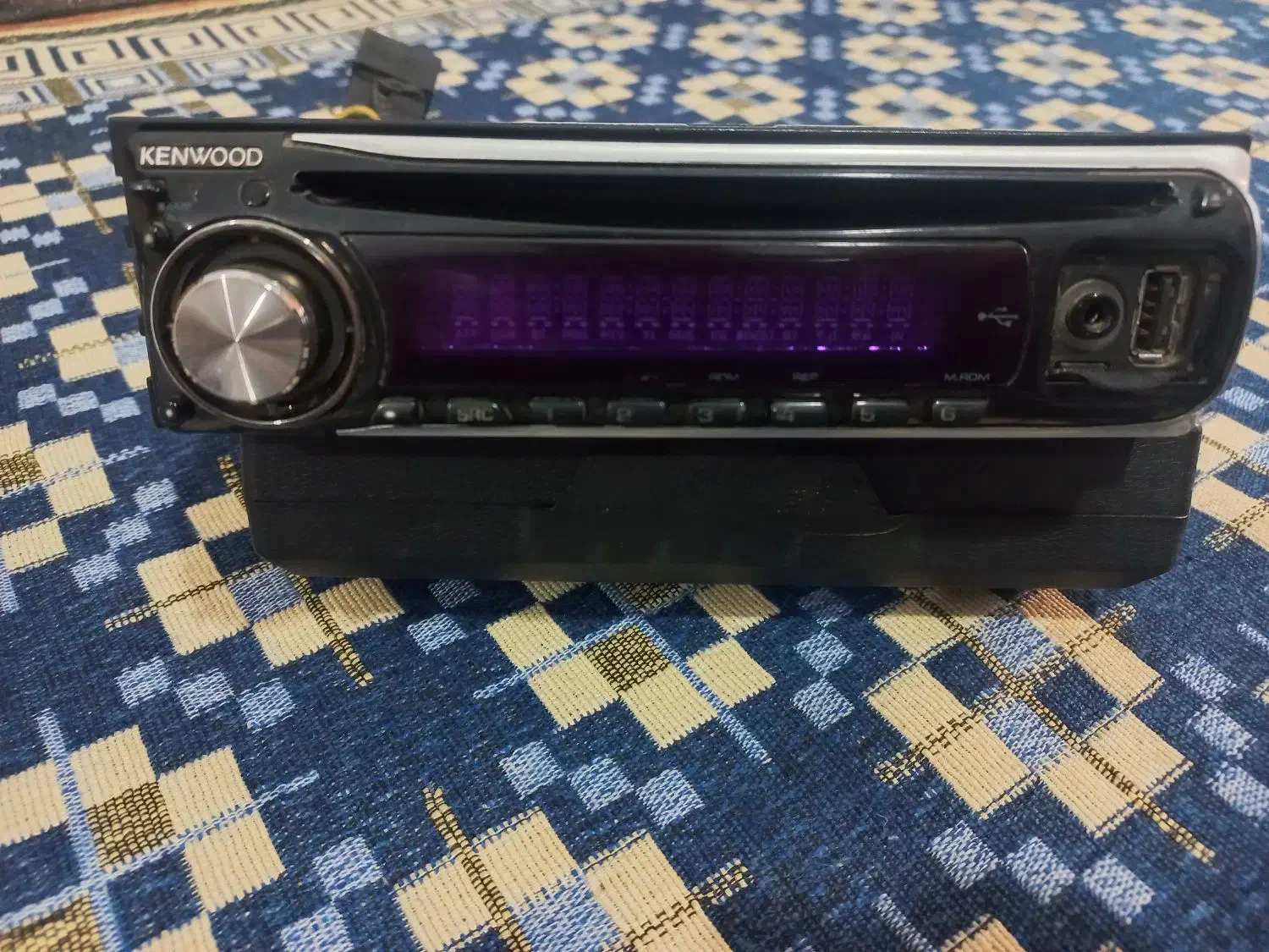 ضبط کنوود درحدنو۴خروجی داره سیستمی|قطعات یدکی و لوازم جانبی|قم, ولیعصر|دیوار