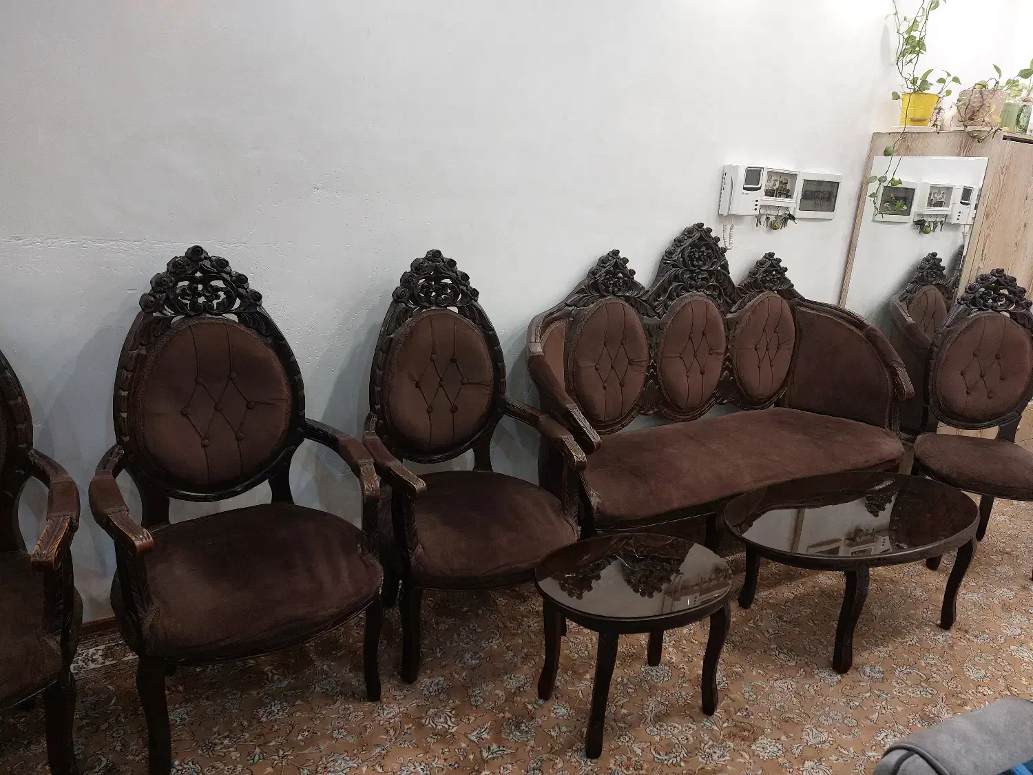 مبلمان چوبی کلاسیک میز عسلی سالم و زیبا|مبلمان خانگی و میز عسلی|رباط‌کریم, رباط‌کریم|دیوار