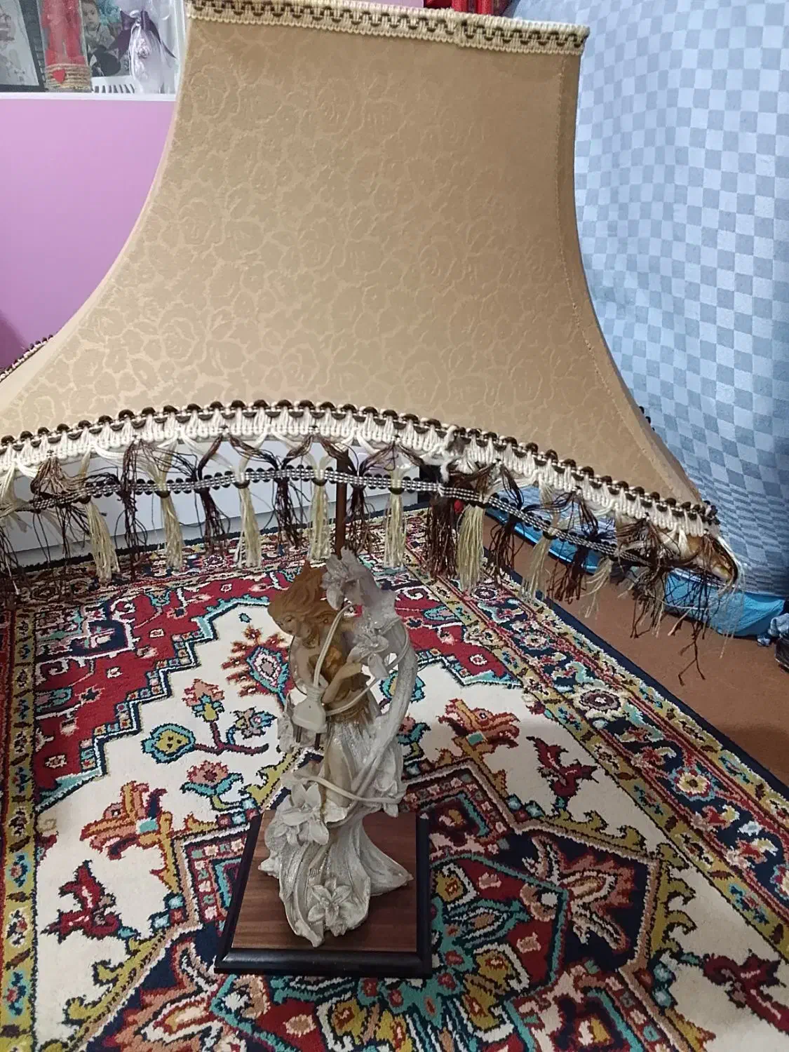 آباژور سالم کم کارکرد|چراغ خواب و آباژور|تبریز, |دیوار