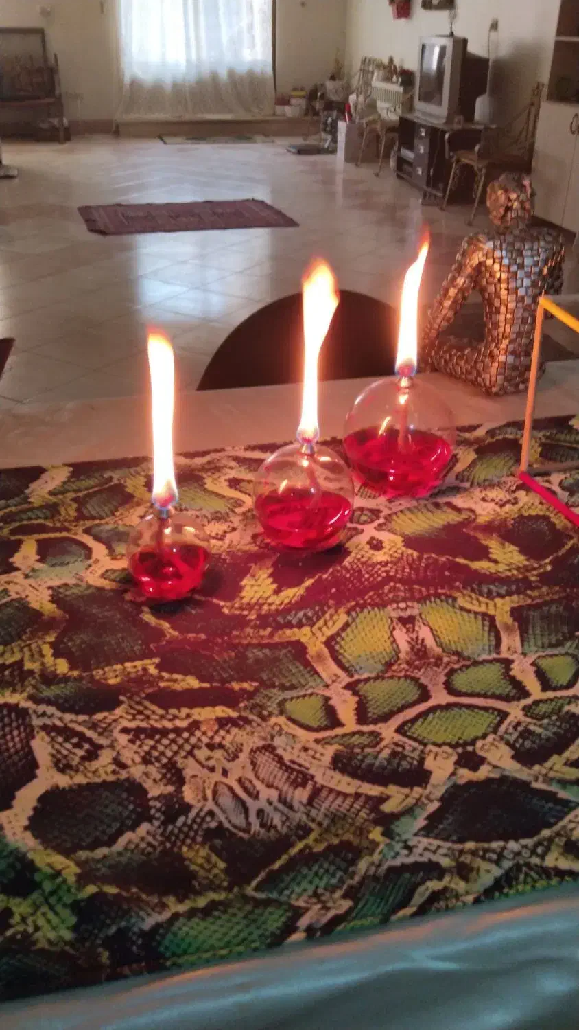 گوی بلورین برای زیبایی مهمانی ها|کلکسیون اشیاء عتیقه|اصفهان, فرح آباد|دیوار