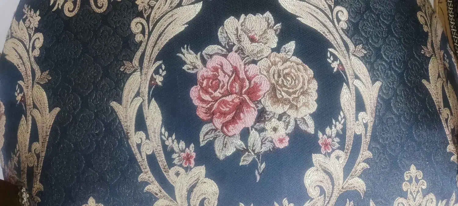 مبل فرحی ۹ نفره و ۴ عدد جلو‌مبلی|مبلمان خانگی و میز عسلی|اسلام‌‌آباد غرب, |دیوار