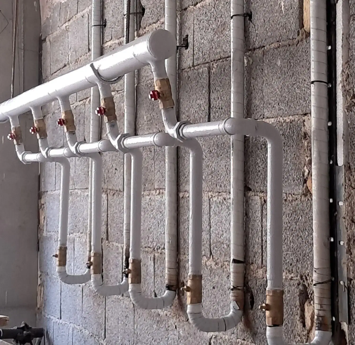 انجام تاسیسات ساختمان .لوله کشی .نصب شیرالات|خدمات پیشه و مهارت|همدان, |دیوار