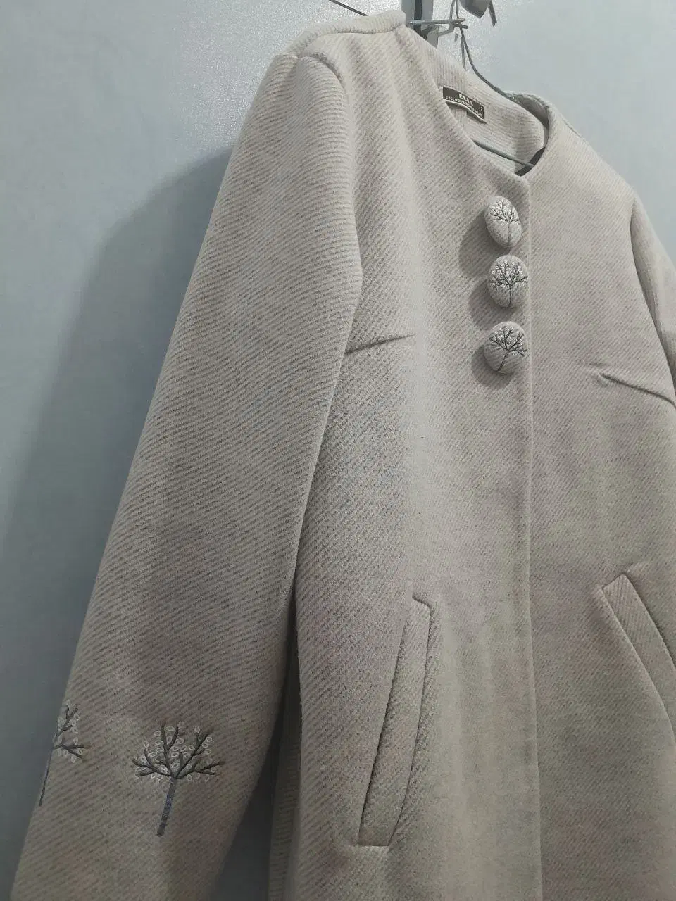 پالتو|لباس|مرند, |دیوار