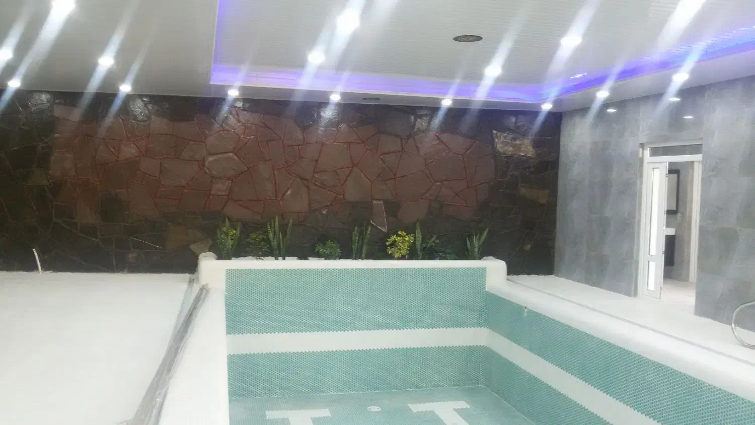 تاسیسات.استخرجکوزی دیگ مشعل برق لوله کشی جوشکاری|خدمات پیشه و مهارت|آبیک, |دیوار