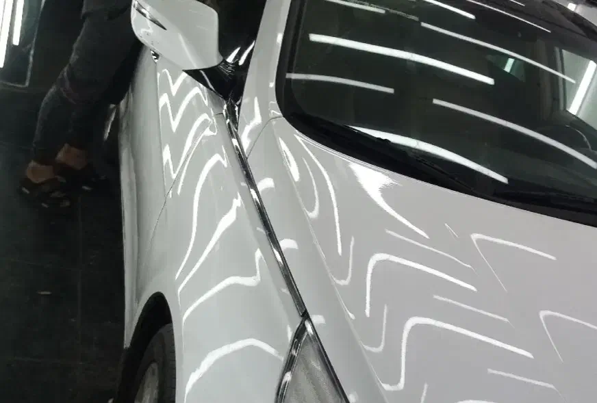 تشخیص رنگ و انجام خرید شما|خدمات موتور و ماشین|کرمان, |دیوار