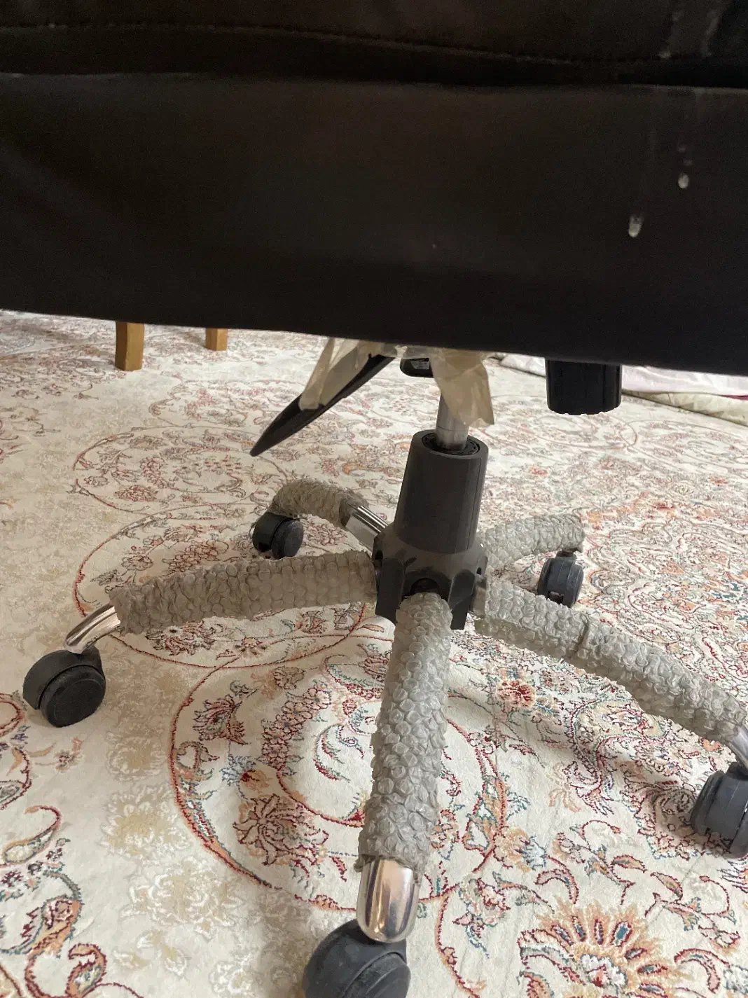 صندلی اداری|صندلی و نیمکت|قرچک, زیبا شهر|دیوار