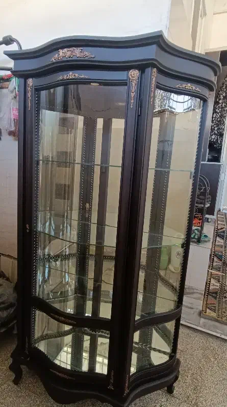 ویترین یا بوفه|بوفه، ویترین، کنسول|بابل, |دیوار