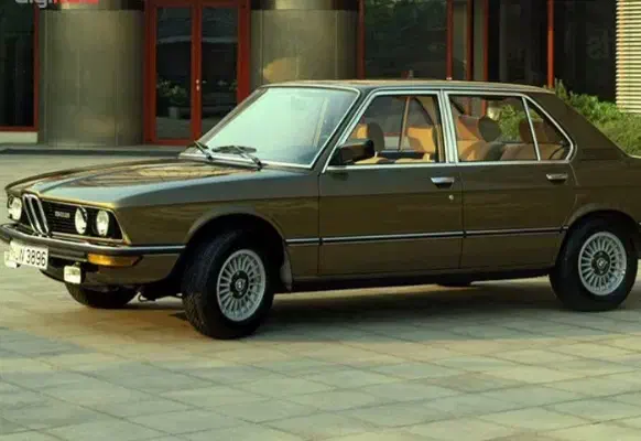 BMW بی ام و 518 تمیز|خودرو کلاسیک|تهران, هلال احمر|دیوار