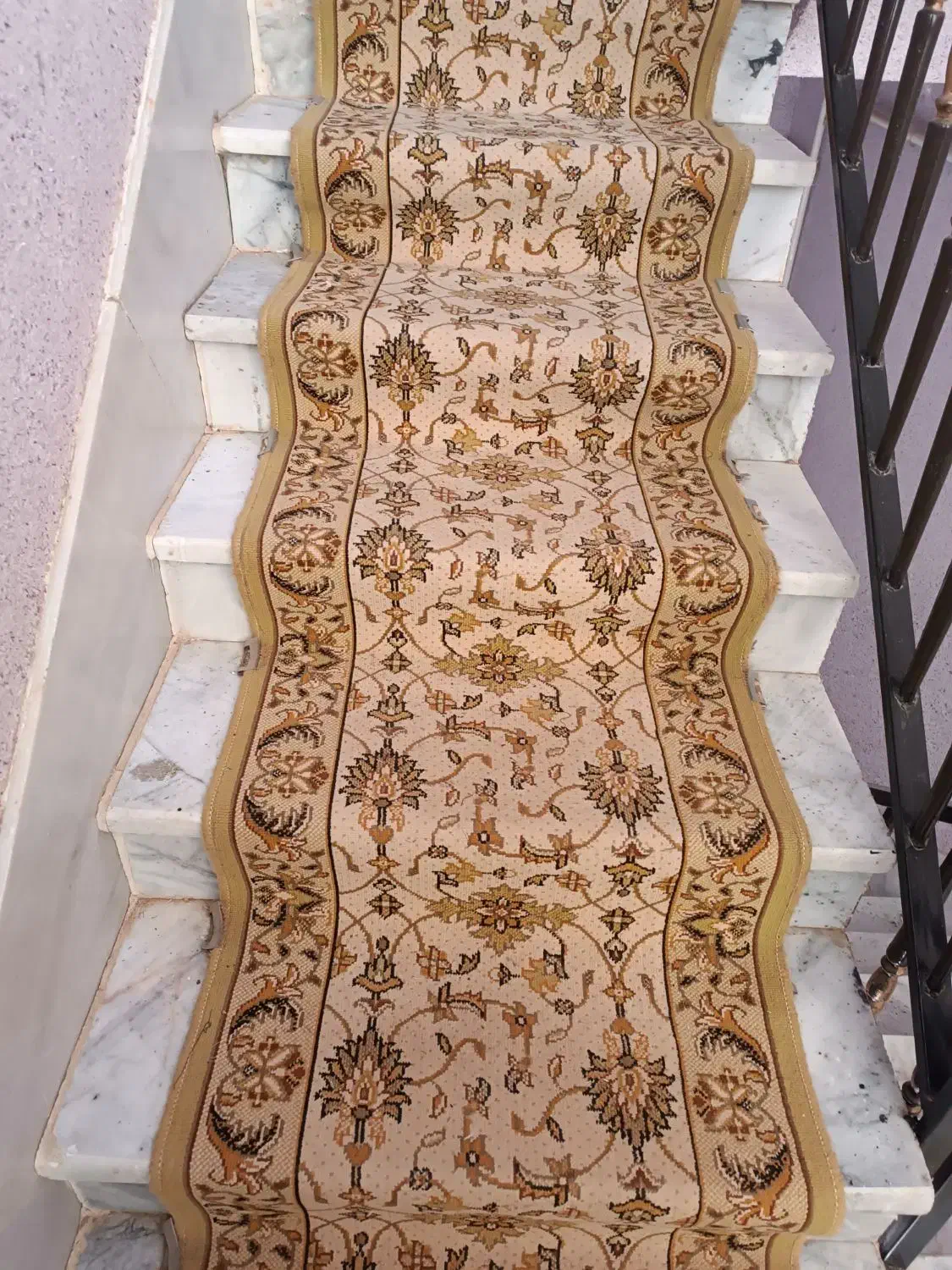 فرش پله|آرایشی، بهداشتی، درمانی|صائین قلعه, |دیوار