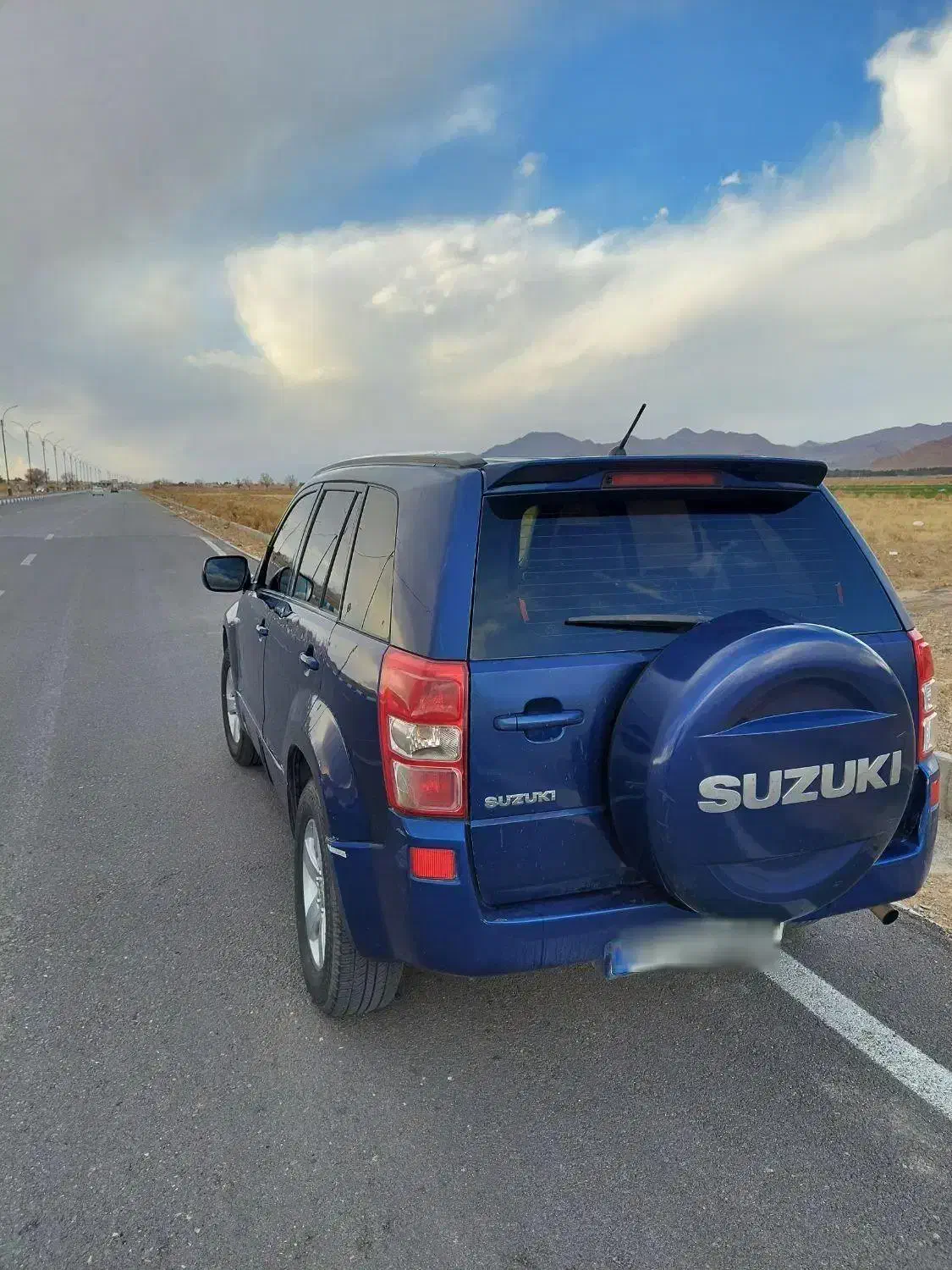 فروش سوزکی گرند ویتارا موتور ۲۰۰۰cc|خودرو سواری و وانت|آباده, |دیوار