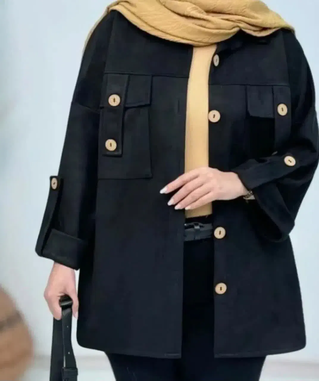 مانتو|لباس|اسلام‌شهر, سیمرغ|دیوار