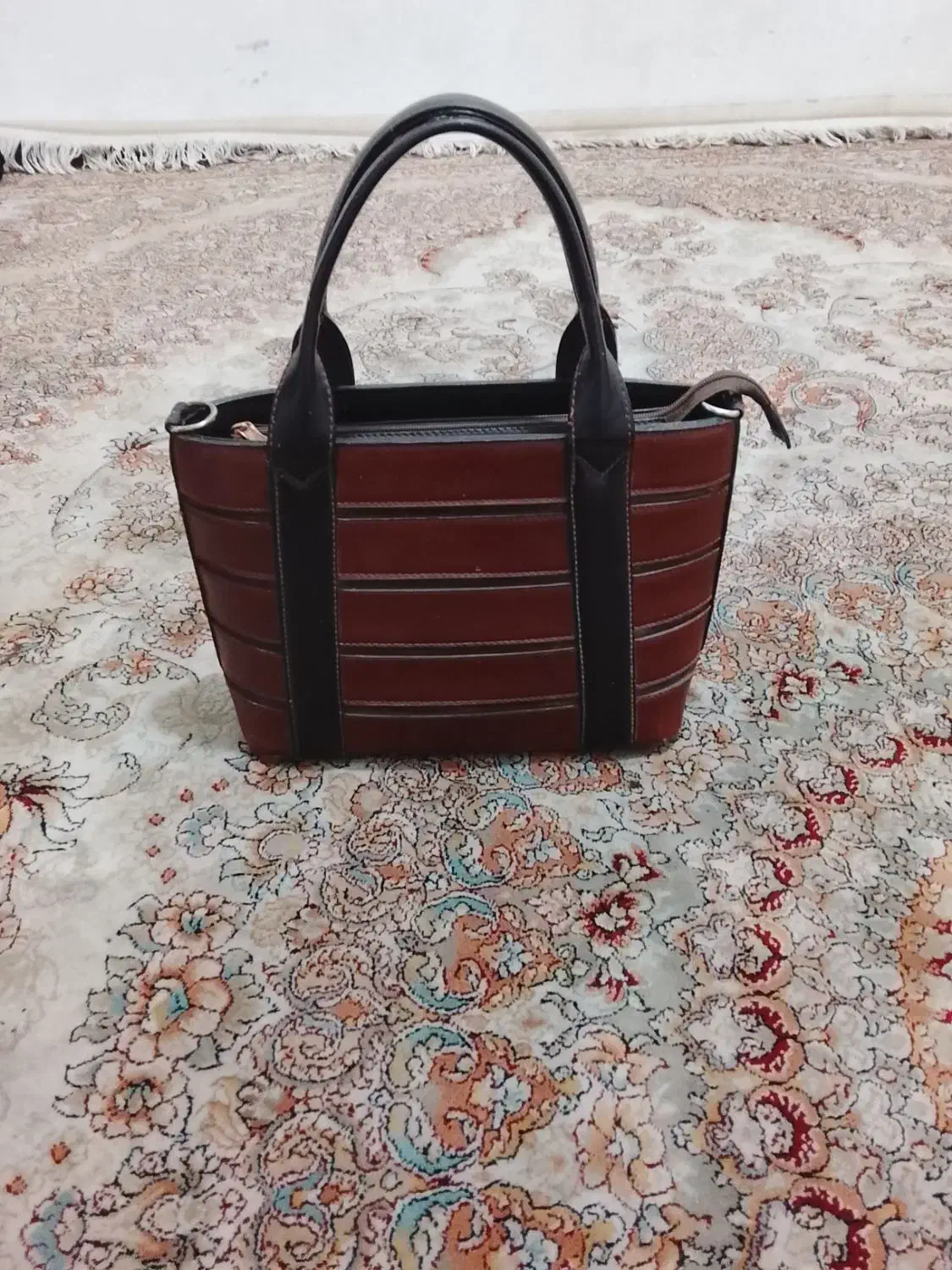 کیف زنانه در حد نو|کیف، کفش، کمربند|اراک, |دیوار