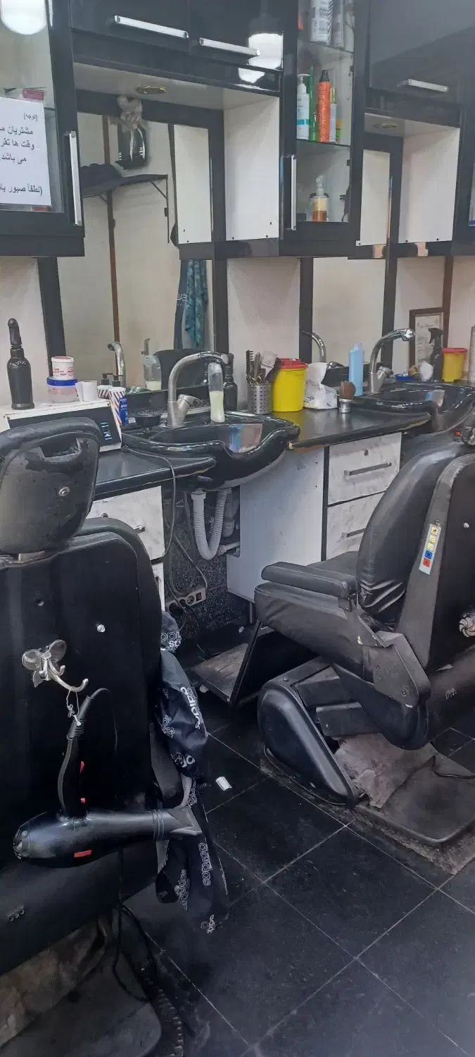 ارایشگر|استخدام درمانی، زیبایی، بهداشتی|تهران, هرندی|دیوار