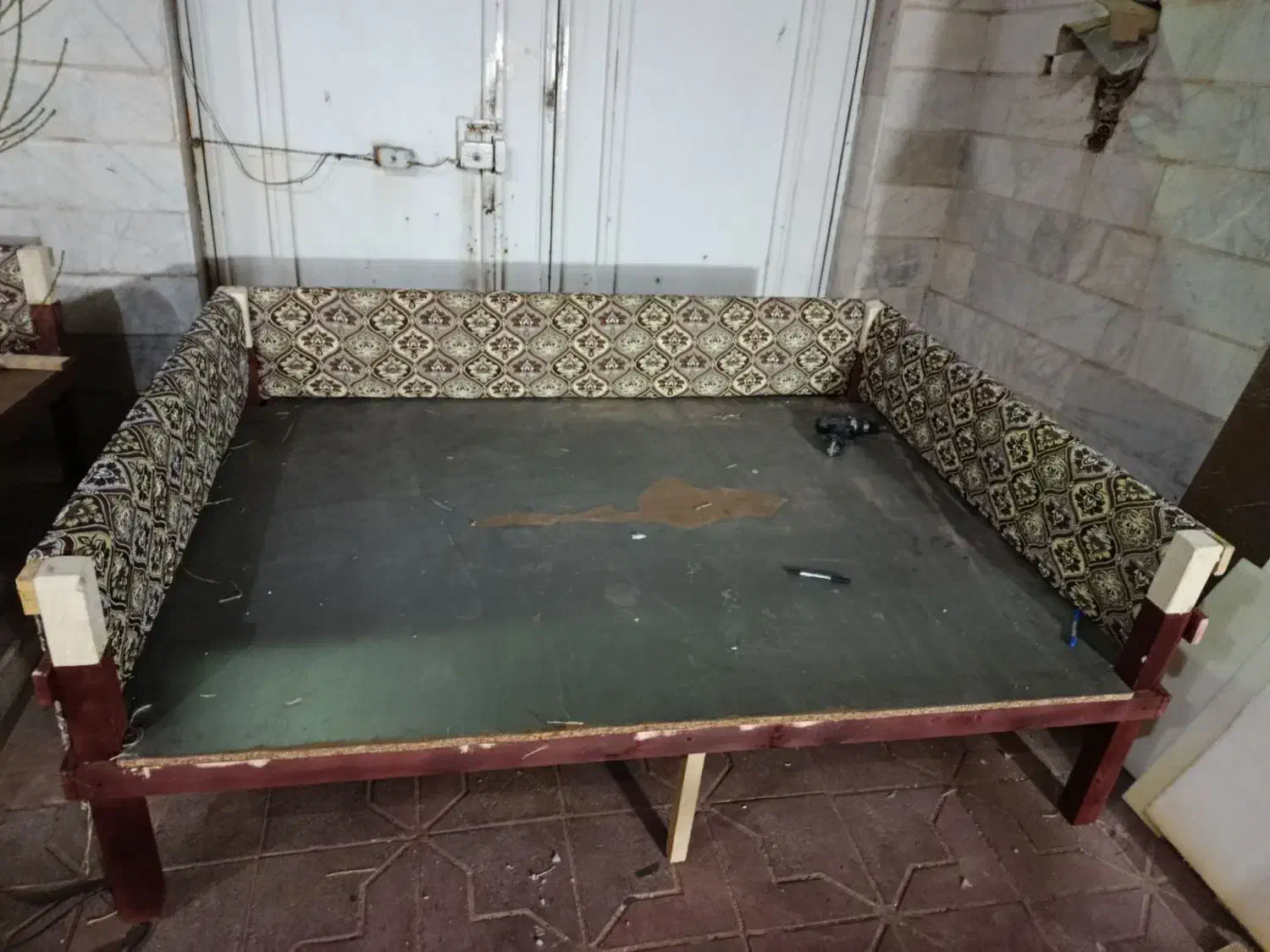 تخت سنتی|کافی‌شاپ و رستوران|یزد, |دیوار