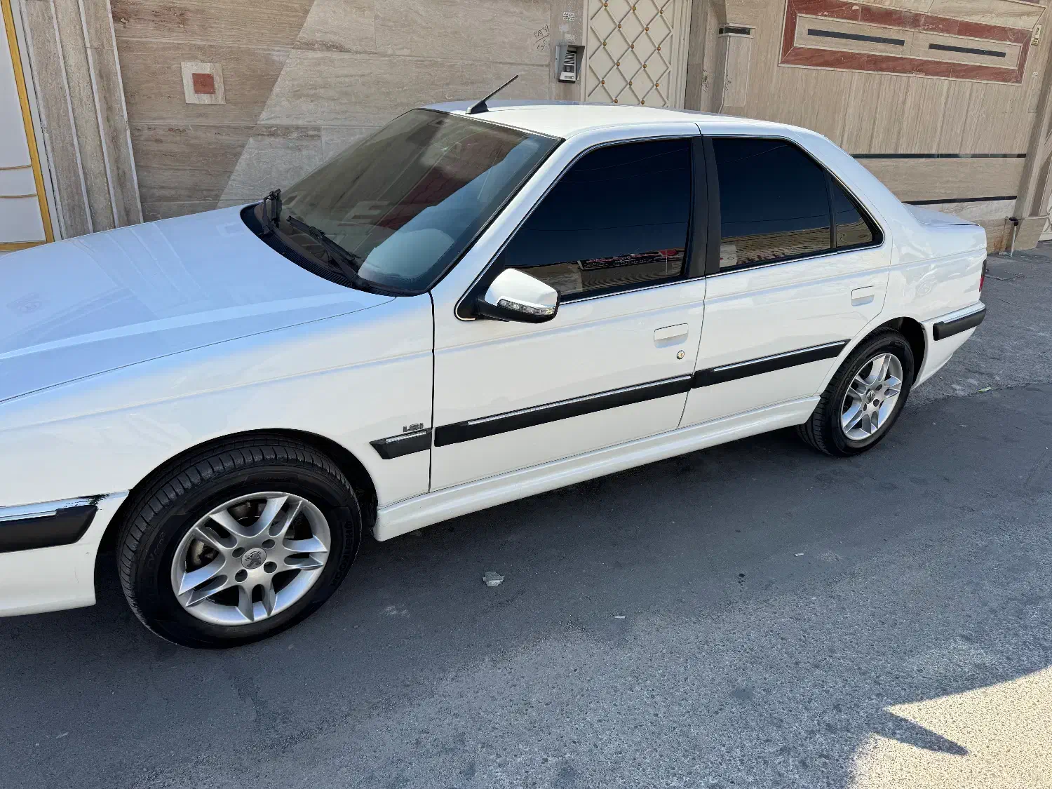 پارس ۴۰۱ ای ال ایکس|خودرو سواری و وانت|اهواز, سلطانمنش|دیوار