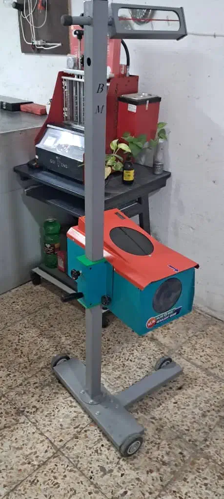 شیشه دودی تخصصی سیار|خدمات موتور و ماشین|شیراز, کاراندیش|دیوار