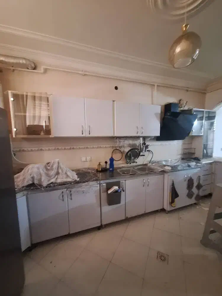 لوستر در حد خیلی نو|لوستر و چراغ آویز|شیراز, سجادیه|دیوار