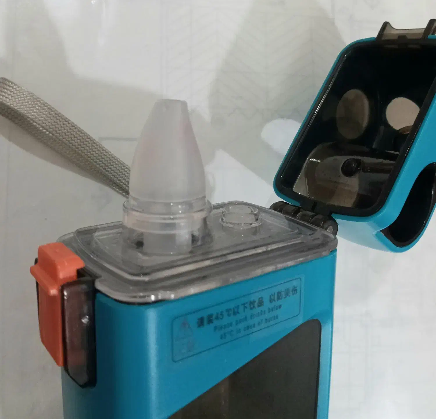 بطری آب مدل zannuo|ظروف نگهدارنده، پلاستیکی، یک‌بارمصرف|هشتگرد, شهرک بعثت|دیوار