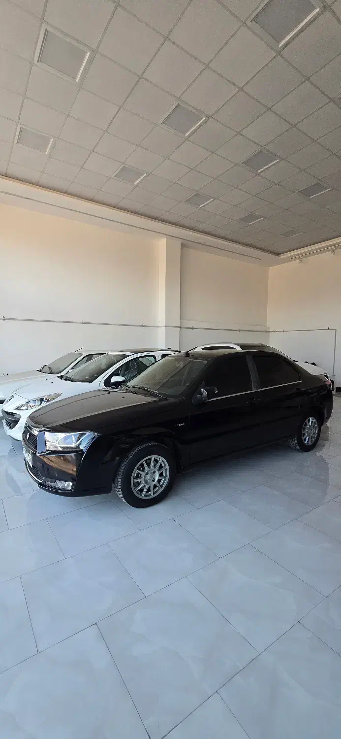 دنا|خودرو سواری و وانت|گنبد کاووس, |دیوار